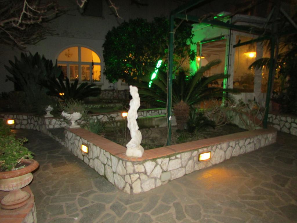 B&B Palazzo A Mare Capri Exteriör bild